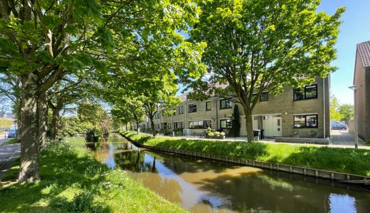 Te koop - Tussenwoning - Wateringen