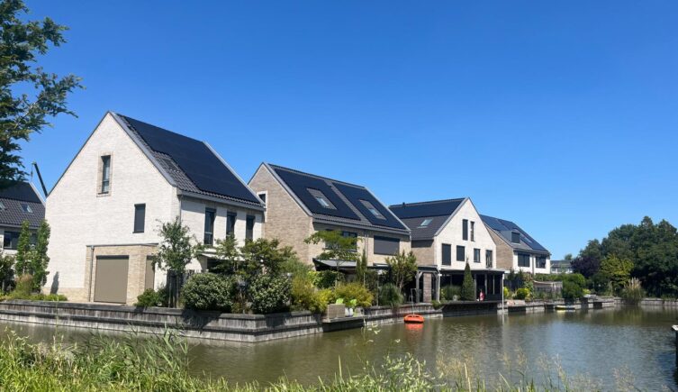 144 - 2-onder-1-kap woning - Naaldwijk